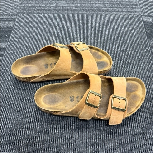 BIRKENSTOCK Arizona Oiled Leather Tobacco Brown